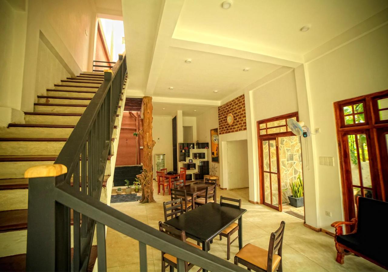 Heaven Upon Rice Fields Bed & Breakfast Anuradhapura Bagian luar foto