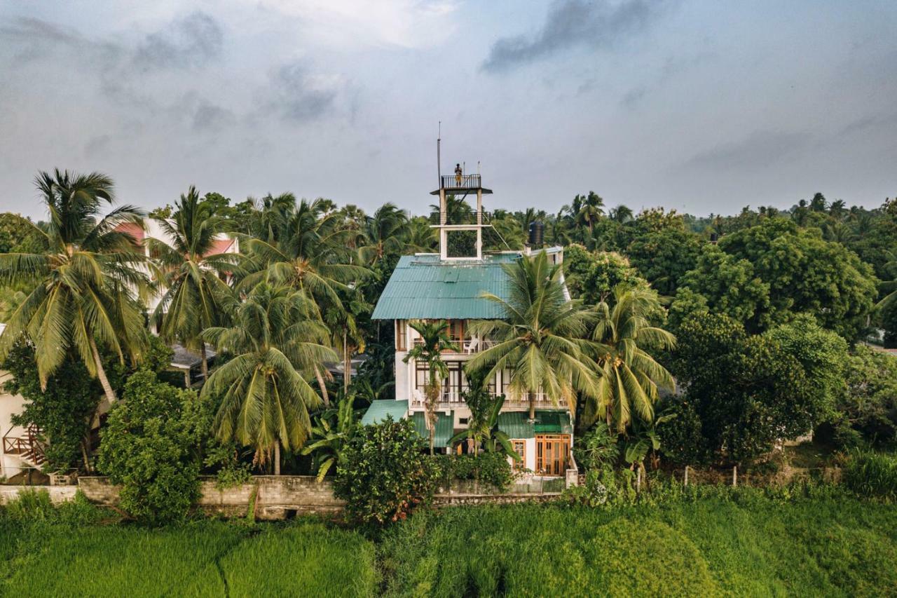 Heaven Upon Rice Fields Bed & Breakfast Anuradhapura Bagian luar foto